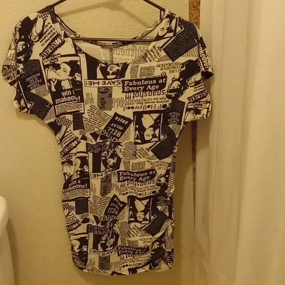 Newspaper article shirt/dress, S - Picture 1 of 2